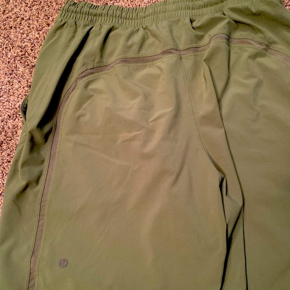 Lululemon Pace Breaker Lined Cedar Green shorts. - Picture 2 of 6